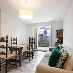 Beautiful Apartment With Terrace - Prime Location!