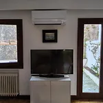 Easo Terrace Apartment Free Private Parking And Air Conditioning
