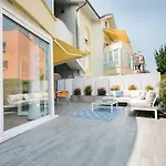 Ondarreta Villa Apartment
