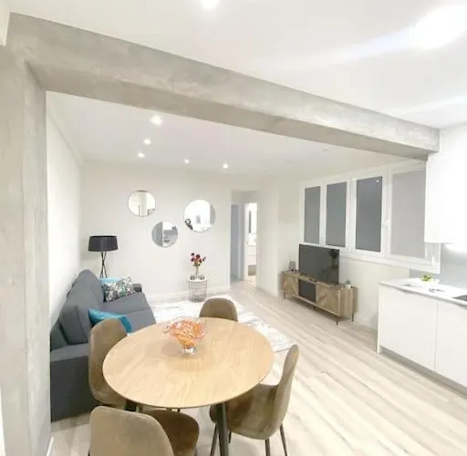 Albaola Aparment