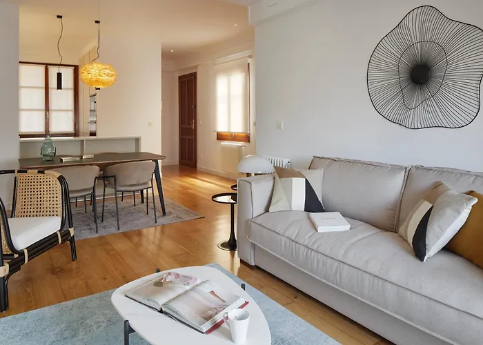 Amuitz Suite By Feelfreerentals