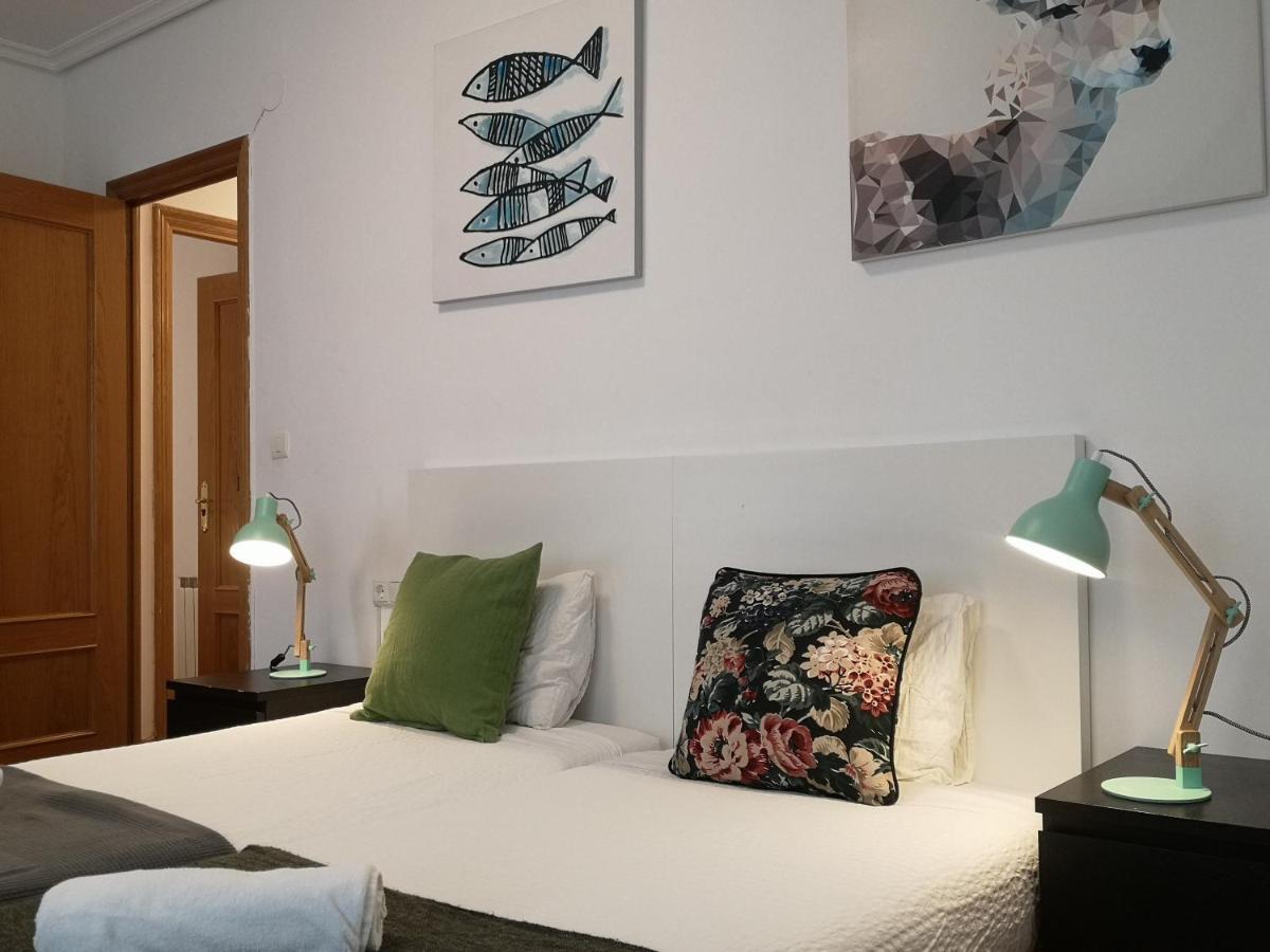 Apartamento Amplio Y A Pie De Playa La Concha *