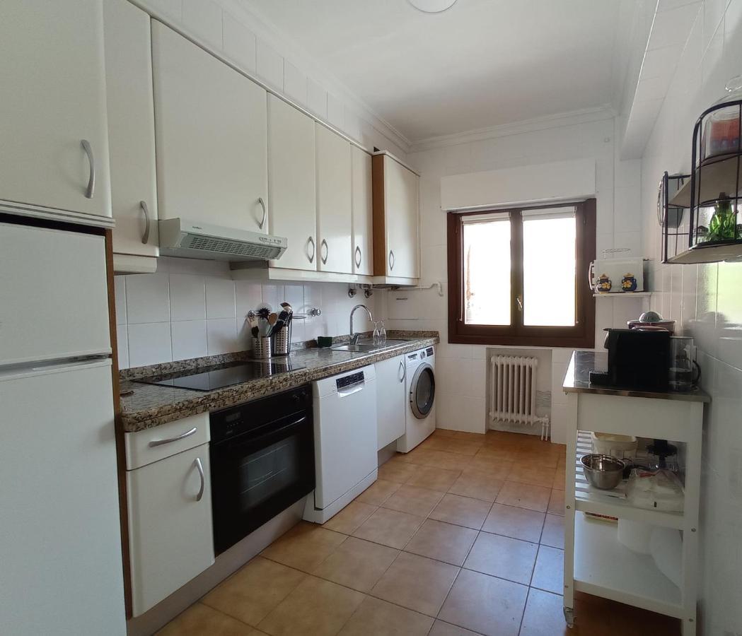 Easo Terrace Free Private Parking And Air Conditioning Appartement *