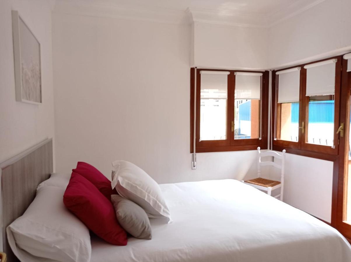 Easo Terrace Free Private Parking And Air Conditioning *