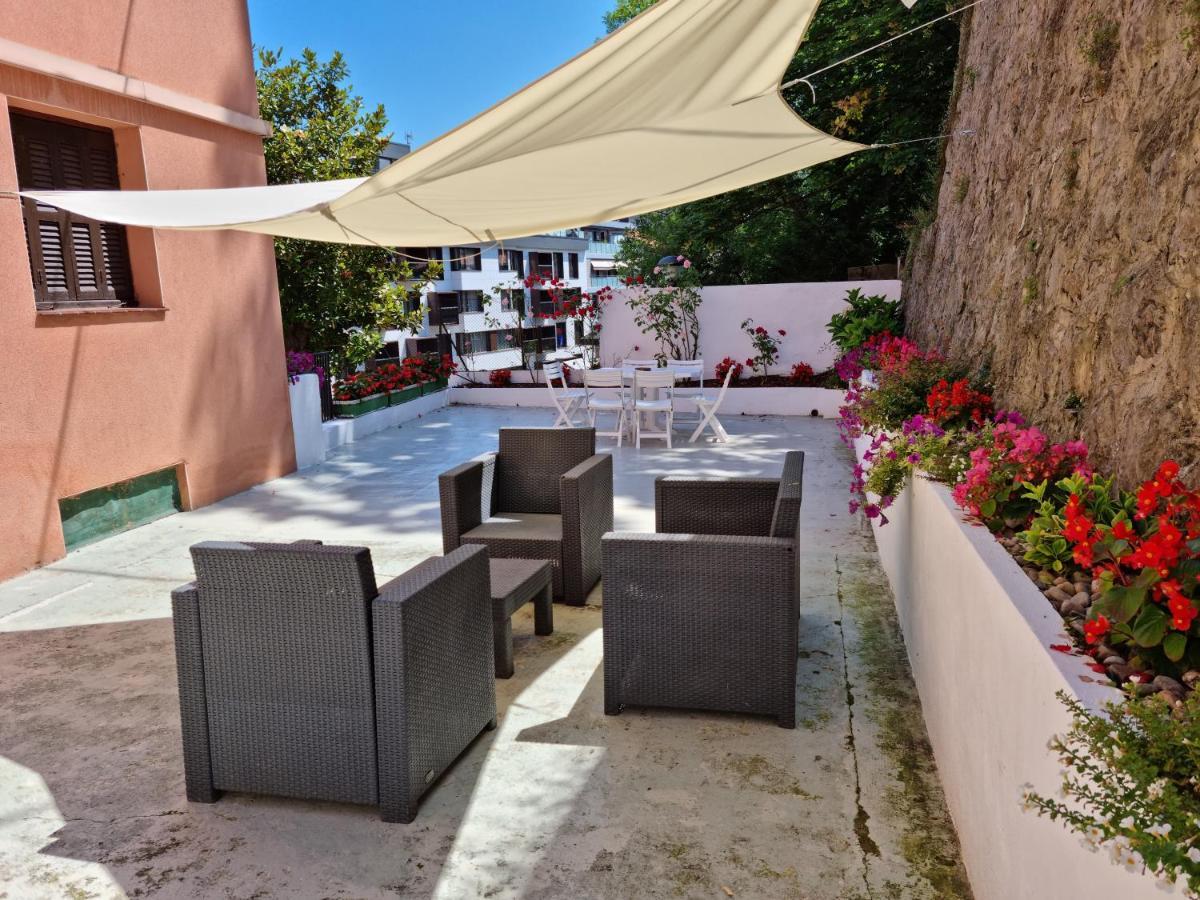 Appartement Easo Terrace Free Private Parking And Air Conditioning *