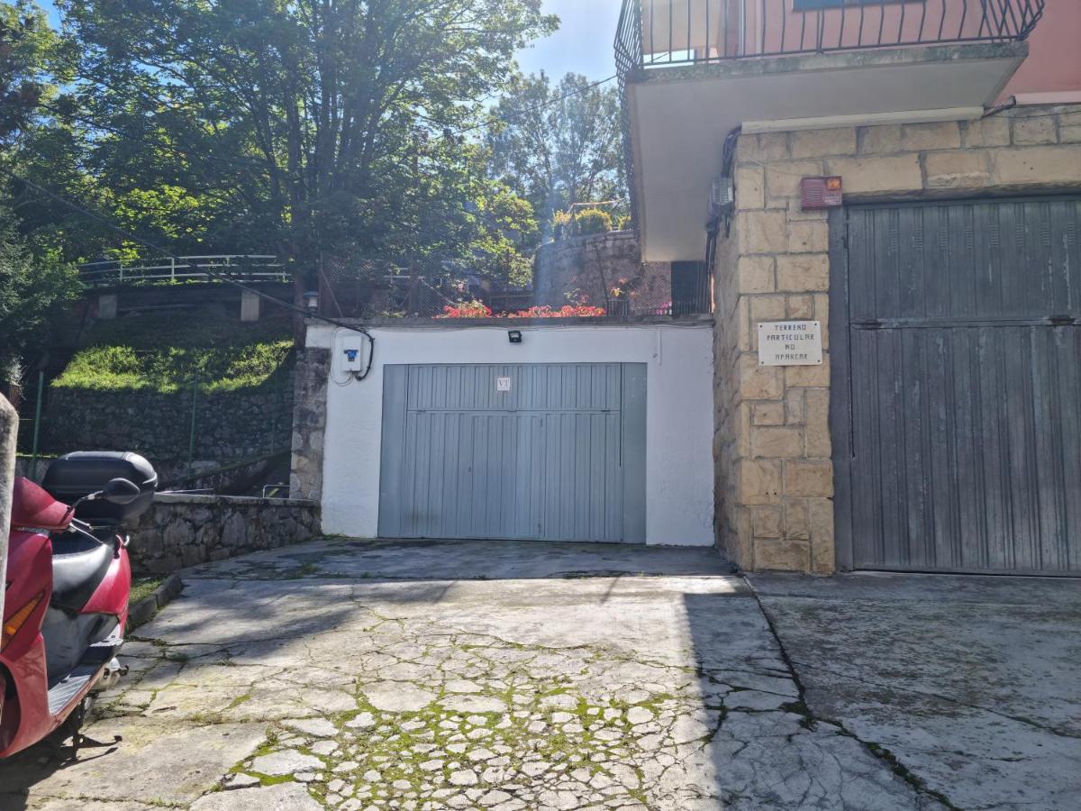Appartement Easo Terrace Free Private Parking And Air Conditioning