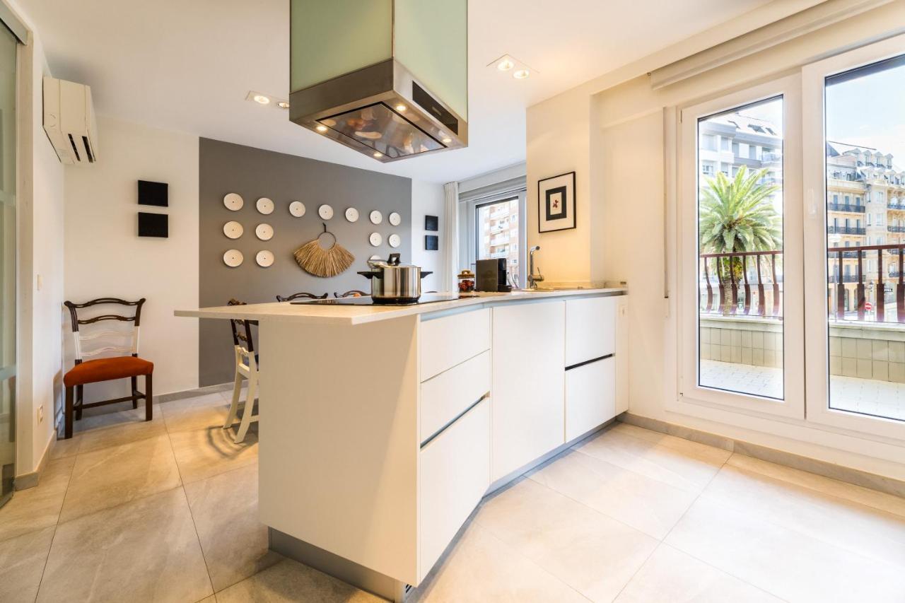La Concha Beachview By Sweet Apartment *