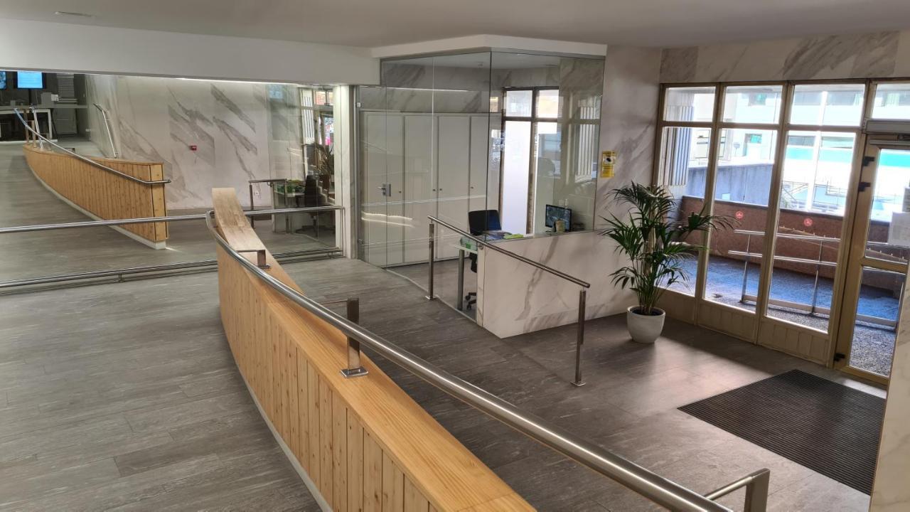 Céntrico, Amplio Y Lujoso Con Preciosas Vistas Apartamento *