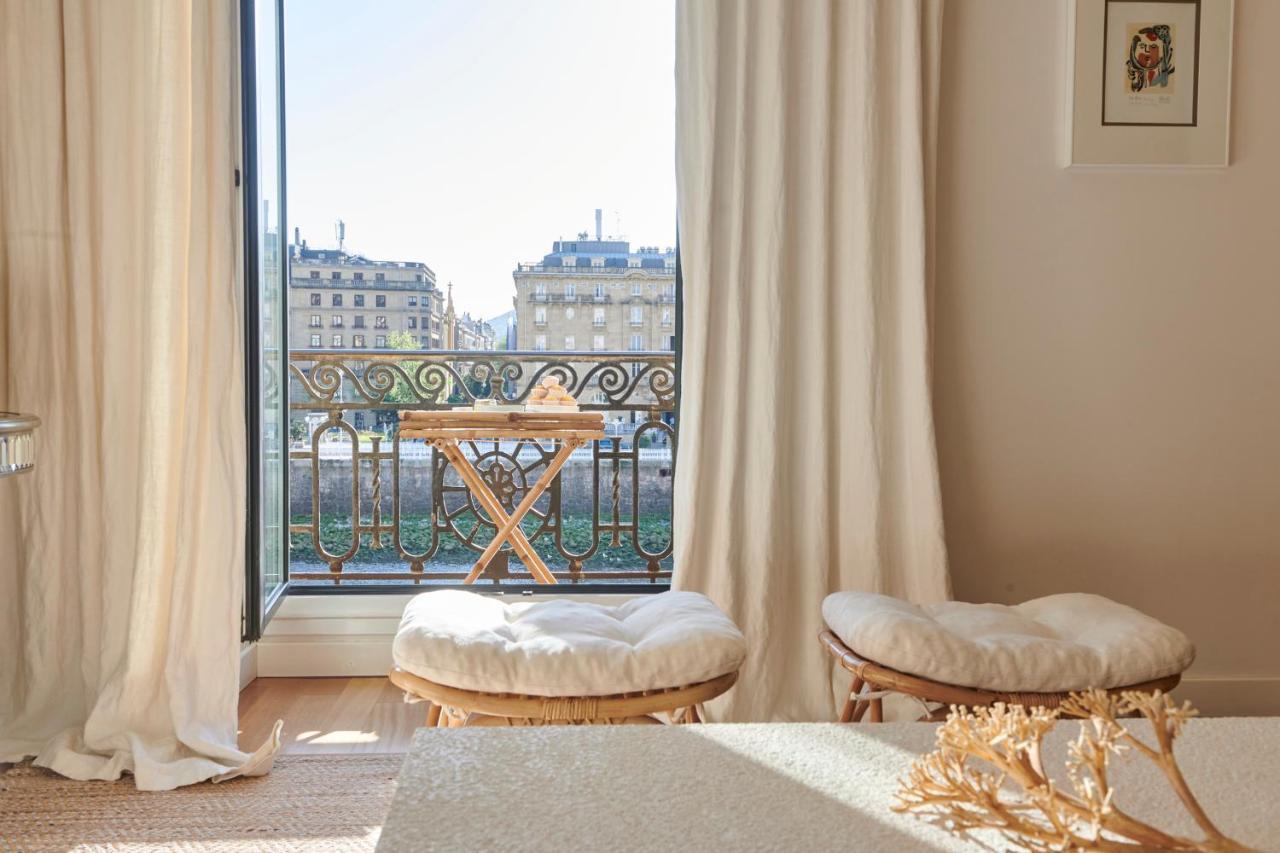 Deluxe Apt-views To Historic Maria Cristina Apartment