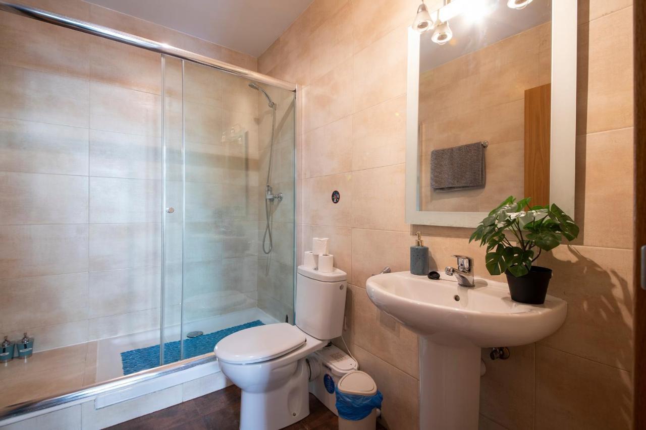 Legazpi, Amplio, Moderno Y Céntrico Appartement *