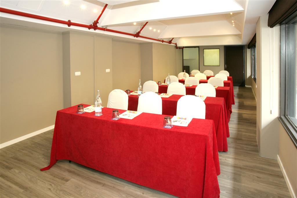 Orly, Affiliated By Meliá Hotel 4*