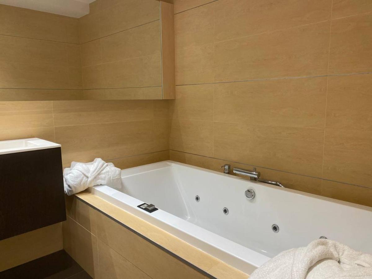 Moderno Y Singular Donostia Apartamento *