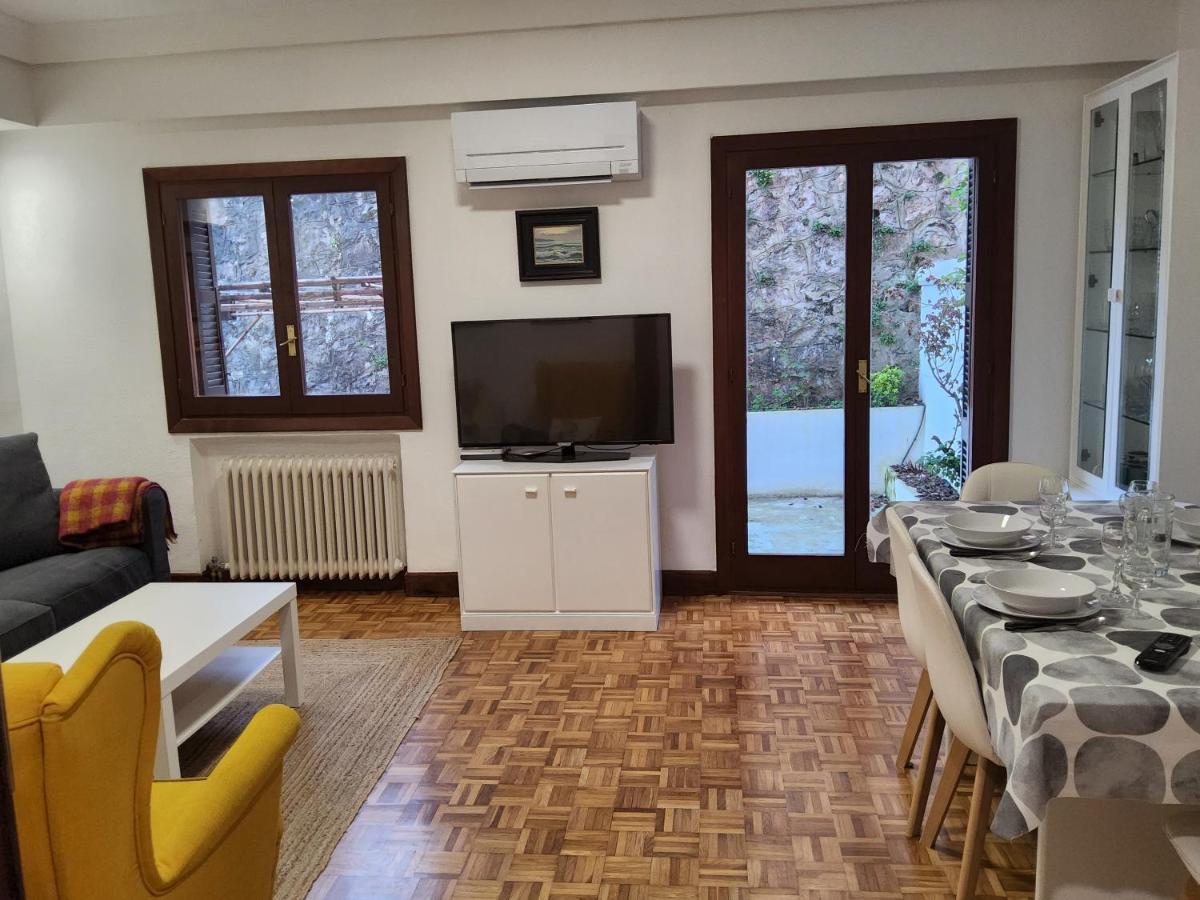 Easo Terrace Free Private Parking And Air Conditioning Appartement