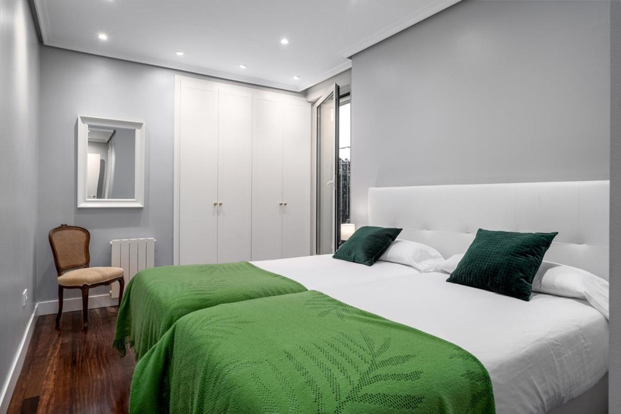 100m Playa Concha 4 Parking A 1 Calle Appartement