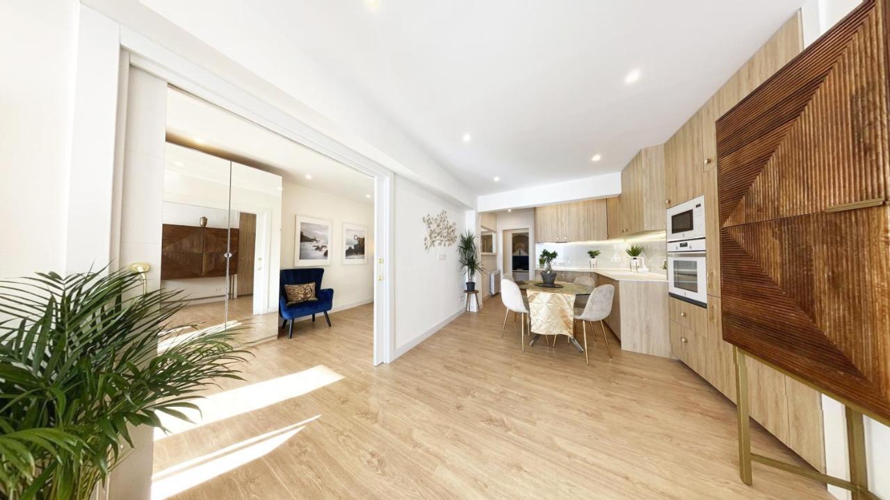 Bahia Luxurious Apartment, 3 Double Rooms, Free Parking, Terrace, Brand New Appartement Saint-Sébastien
