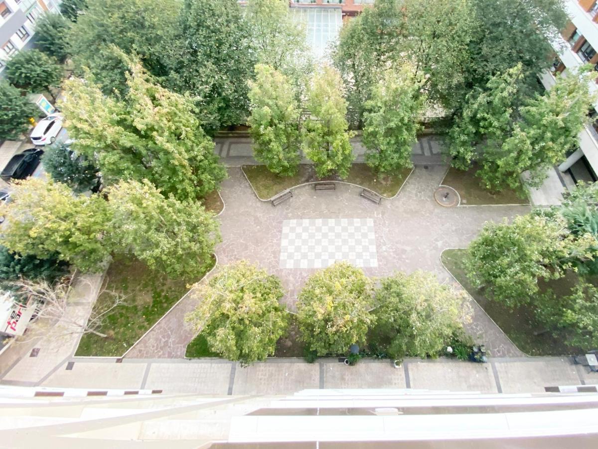 Bahia Luxurious Apartment, 3 Double Rooms, Free Parking, Terrace, Brand New San Sebastian