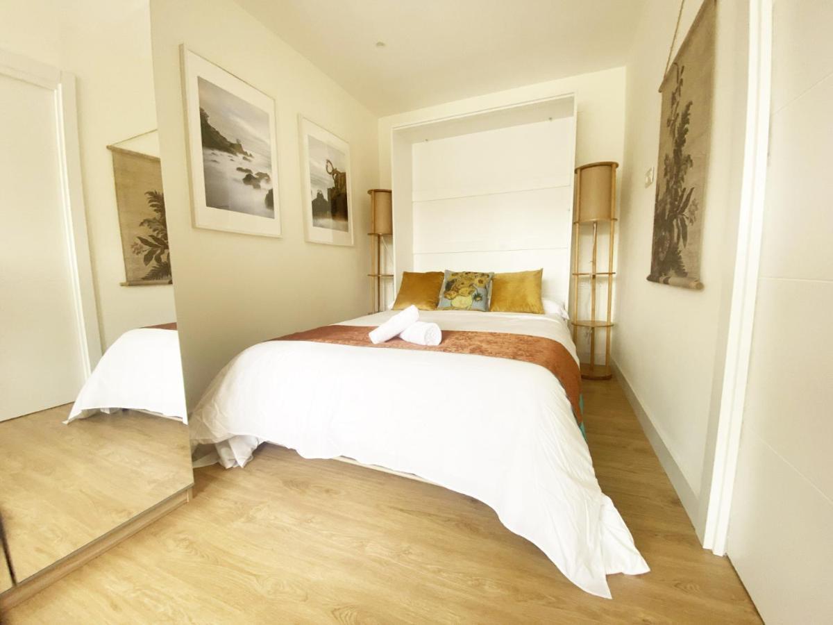 Appartement Bahia Luxurious Apartment, 3 Double Rooms, Free Parking, Terrace, Brand New