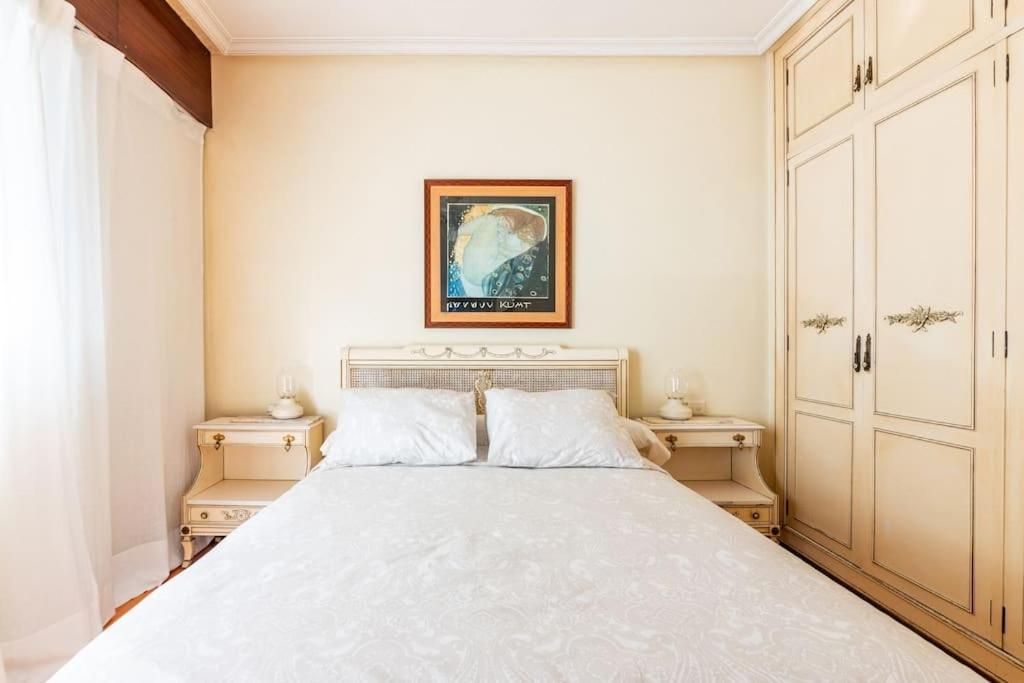 Terraza Playa Y Calle Peatonal Ess03377 Appartement *