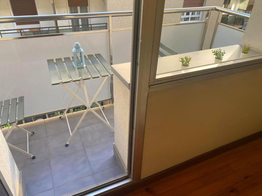 Terraza Playa Y Calle Peatonal Ess03377 Appartement *