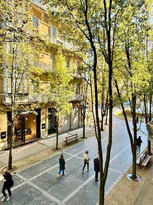 Junto A Parking Precioso Muy Centrico En Apartamento