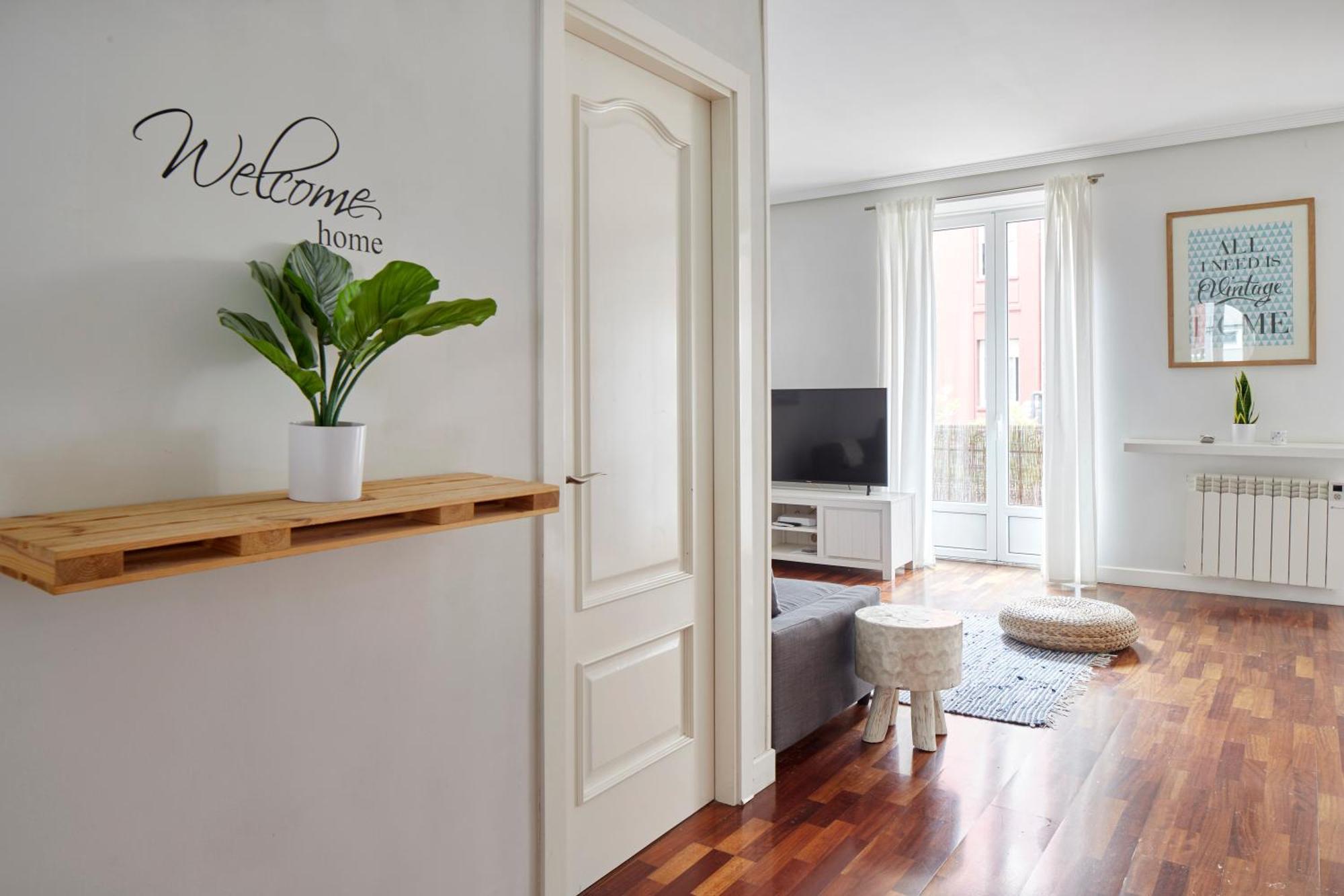 Always Easy I Escolta Real Apartment
