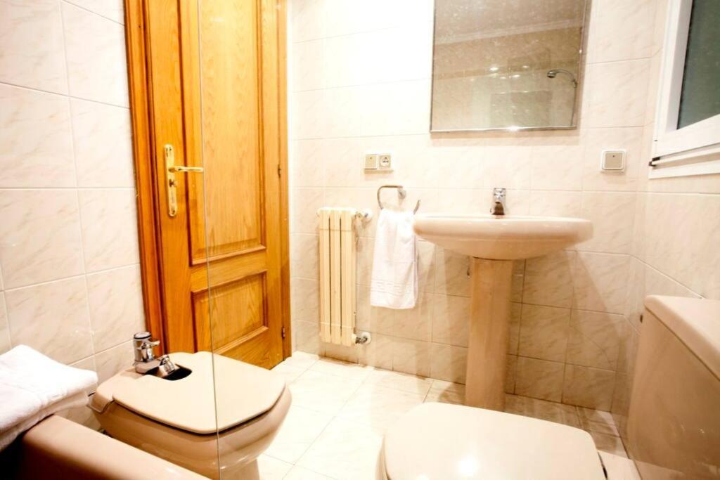Luxury W/terrace Near The Wifi Apartamento *