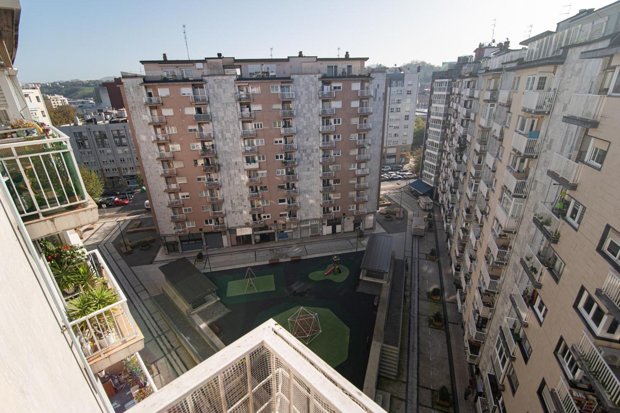 Appartement Amara Amonaren Etxea Free Wifi, Rooms, Rent Parking
