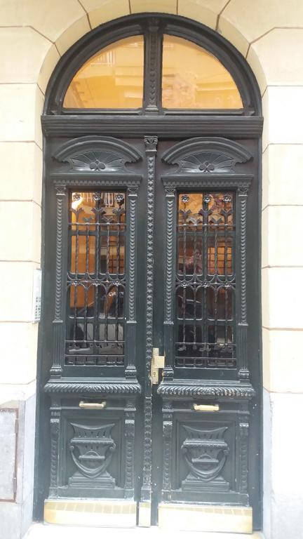 Larramendi Terrace Apartment