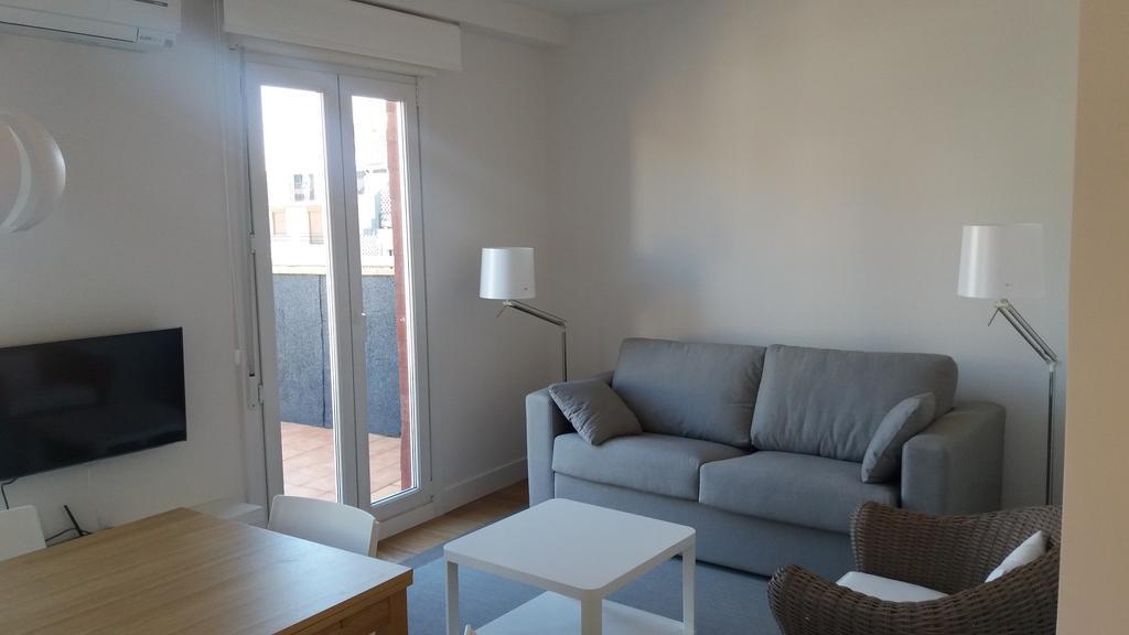 Larramendi Terrace Apartment *