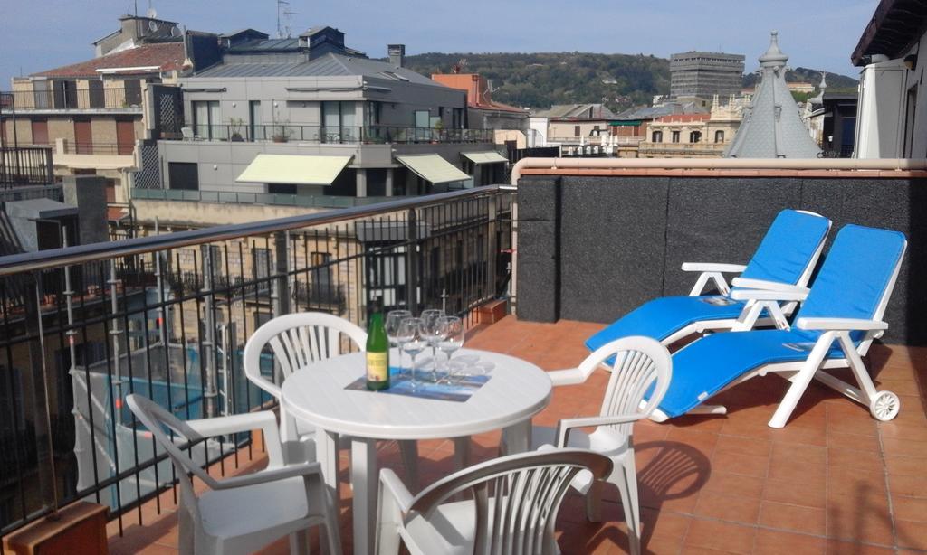 Larramendi Terrace * San Sebastian