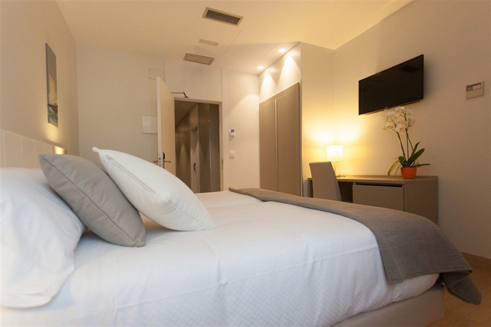 Hotel Colectia Urumea 2*