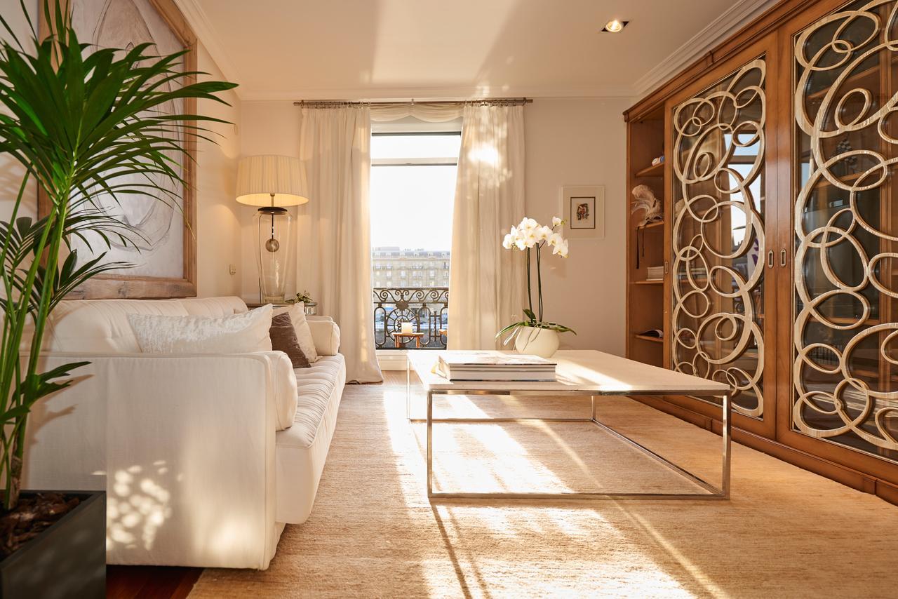 Apartment Deluxe Apt-views To Historic Maria Cristina *