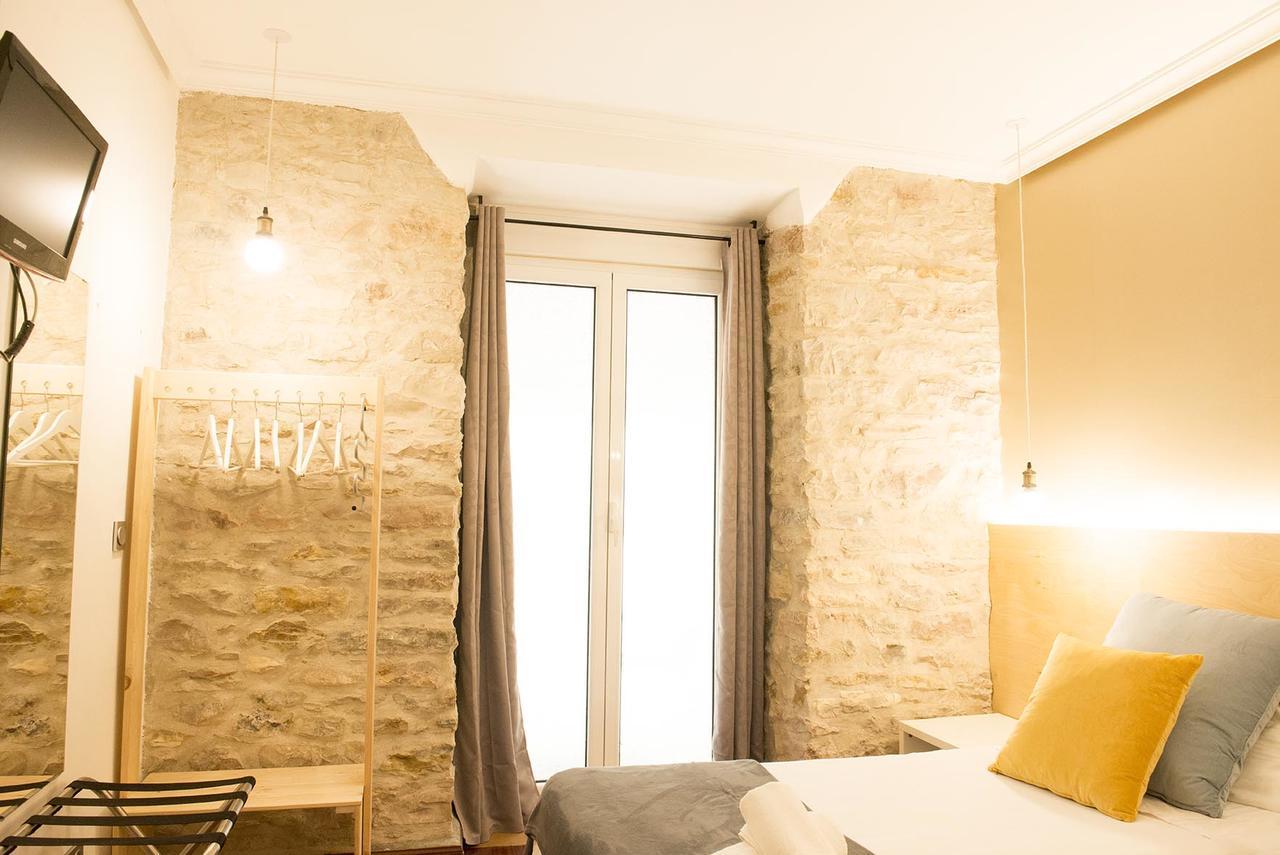 Aia Guest house