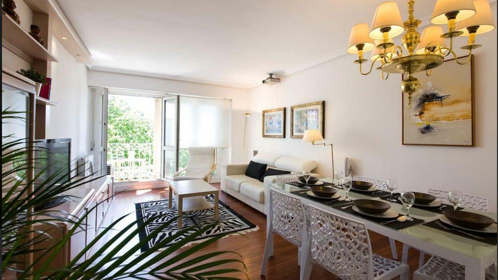 Apartment Pioxii Center