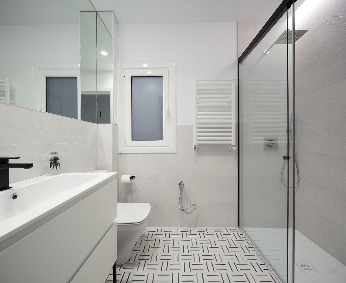 Arrasate Stylish, Super And New. Apartment