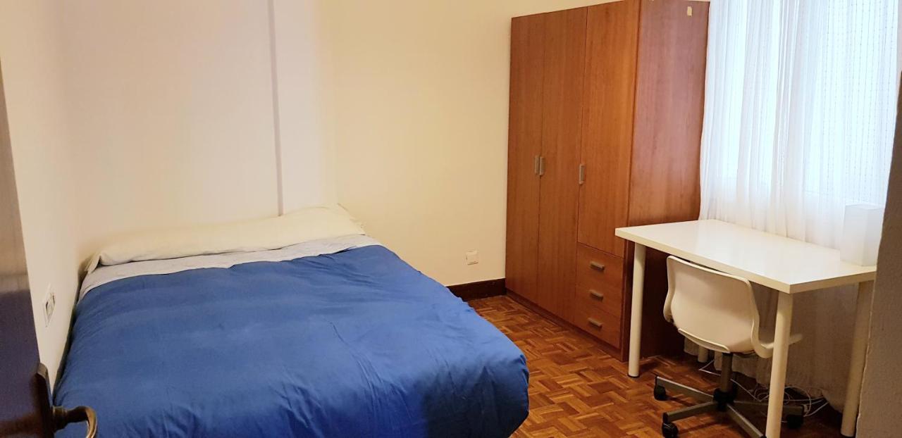 3 Bedrooms Soho Parking Included