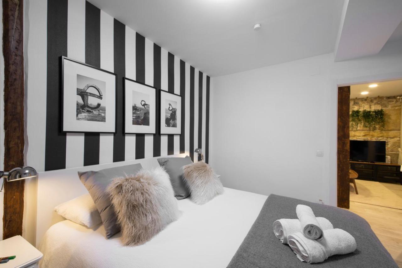 Apartment Bell Tower With Ac By Santiago San Sebastian