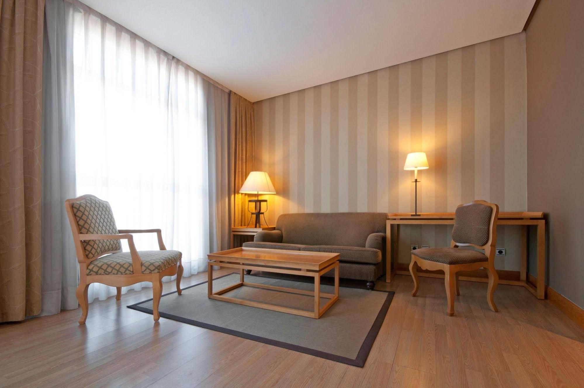 Orly, Affiliated By Meliá Hotel 4*