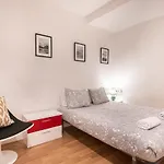 Spacious Central Old Town Apartment