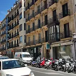 Zuria Apartment By Feelfree Rentals