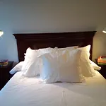 Terraza, Wifi, A 10 Minutos Del Centro