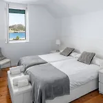 Villa Completa Para 8 En Primera Linea De Playa
