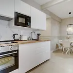Zurriola Beach Modern Comfort & Top Location