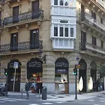 Easo Suite 7 By Feelfree Rentals