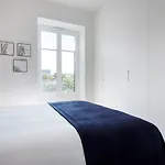 Moon River By Feelfree Rentals