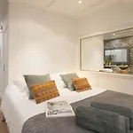 Zoe By Oldtown Ss Apartments