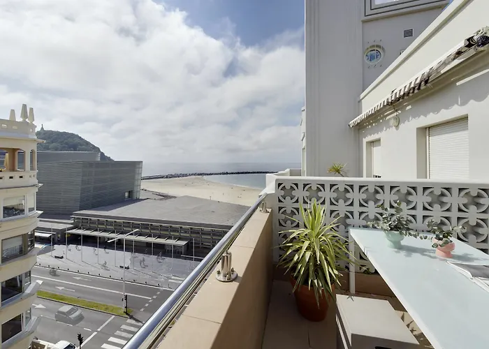 Beach House 2 By Feelfree Rentals