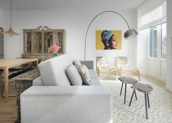 Simone By Feelfree Rentals