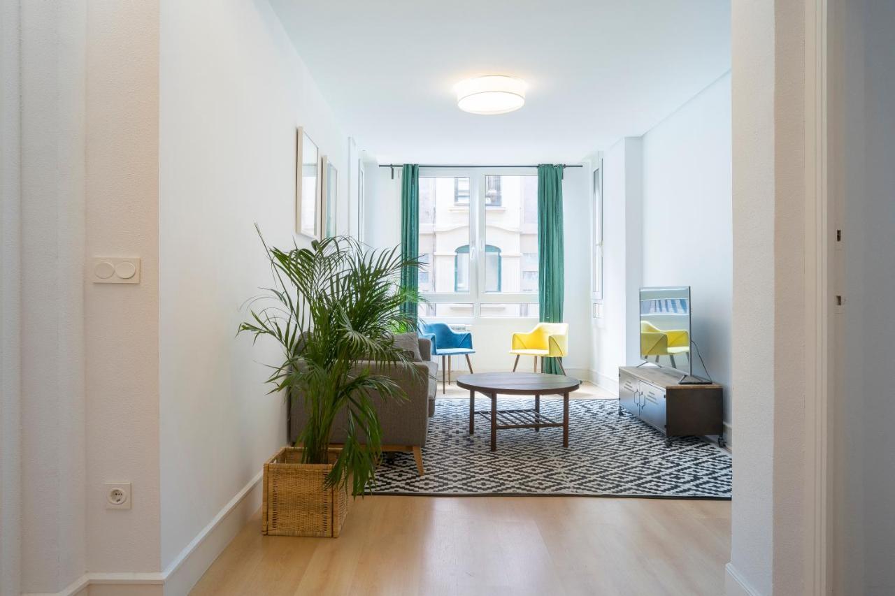 Apartment Usandizaga Apartment, Second Line Beach, Free Parking *
