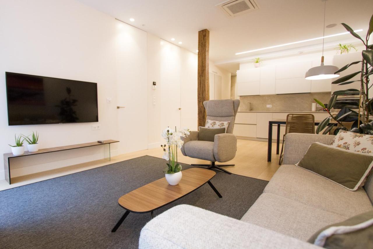 Atsegin Con Parking Apartamento *